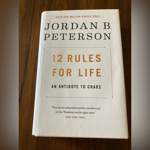 Other - 12 Rules for Life by Jordan B. Peterson - White & Gold Hardcover